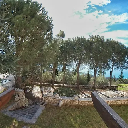 Drimoni Villa *
